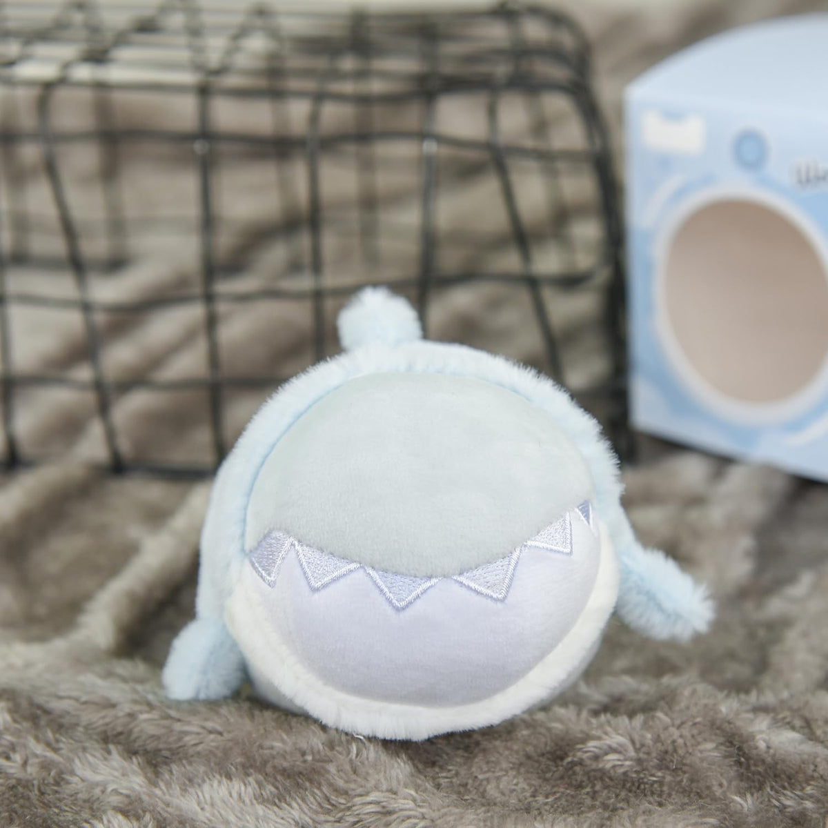 XL Size Wool Dryer Balls 6 Pack- Over 2000 Loads,Whale Shark Appearance,100% Pure New Zealand Wool,Hypoallergenic,Reduces Cloth Wrinkles, and Saves on Drying Time,Cute Pet Plush Toys