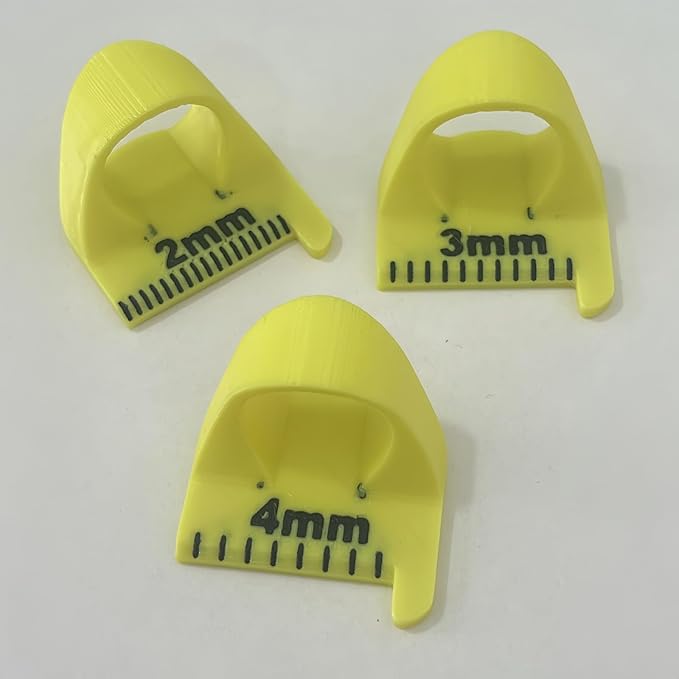 Sewing Finger Ruler for Even Stitches, Magnetic Seam Guide Sewing Kit Supplies Non-Slip Template Mini Measuring Gauge 4mm 3mm 2mm, Quilting Templates Precision Sewing DIY Handmade Sewing Tool (Yellow)