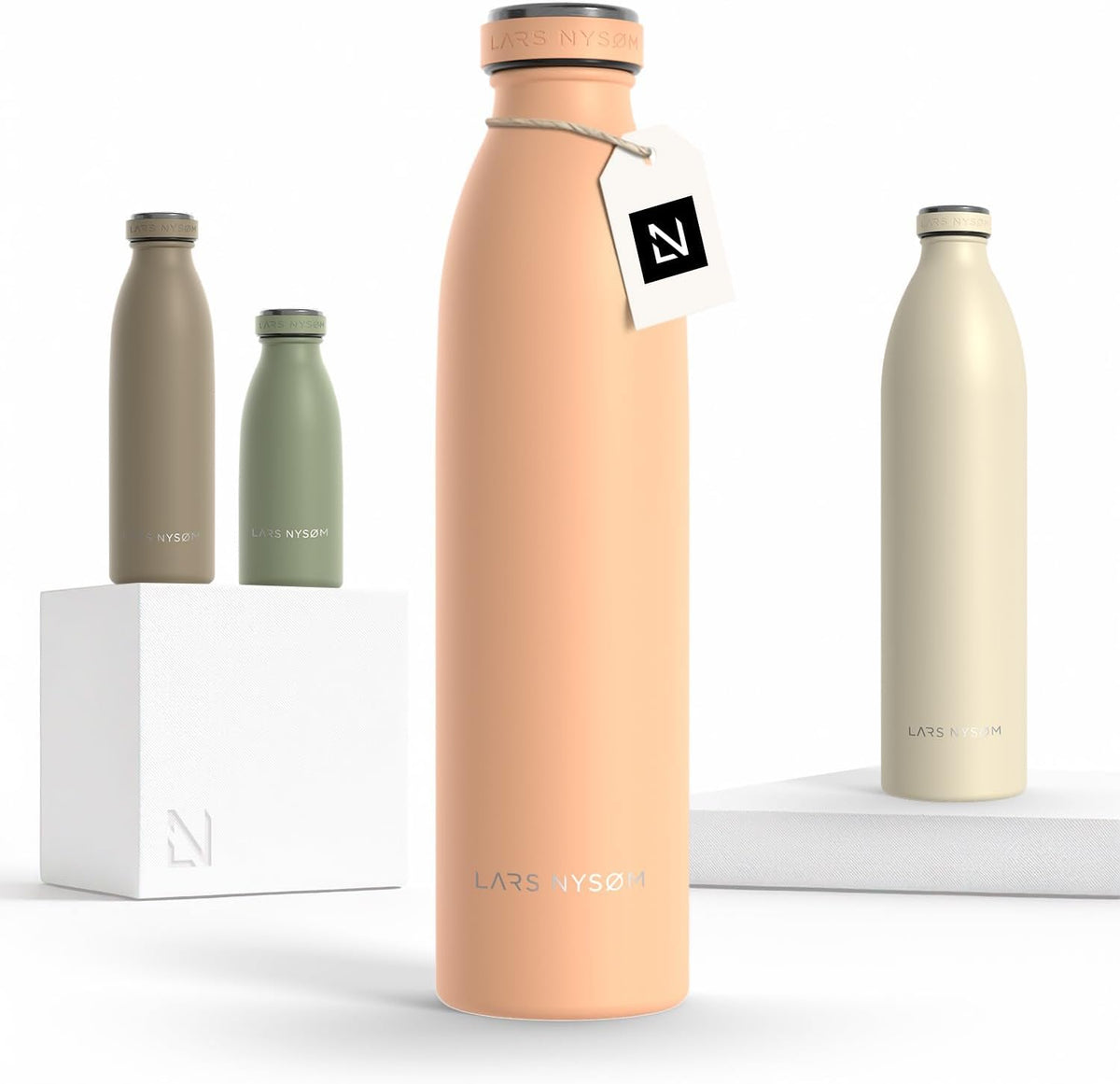 LARS NYSØM Stainless Steel Insulated Water Bottle 12oz 17oz 25oz 34oz 51oz | Insulated Thermo Flask for Hot and Cold Beverages | Leakproof Drinking Bottle (Creamy Peach, 25.4 oz)