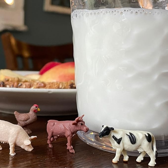 Safari Ltd. Farm Fun Pack - Mini Figures of Farm Animals - Educational Toy Set for Boys, Girls, and Kids Ages 5+