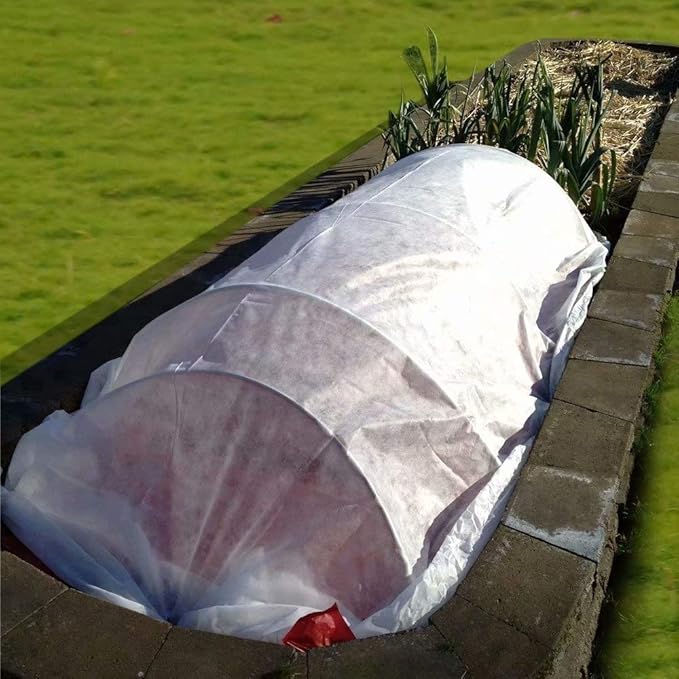 Agfabric Plant Covers Freeze Protection Floating Row Cover and Plant Blanket,0.55oz 7'x25' for Frost Protection and Terrible Weather Resistant,White