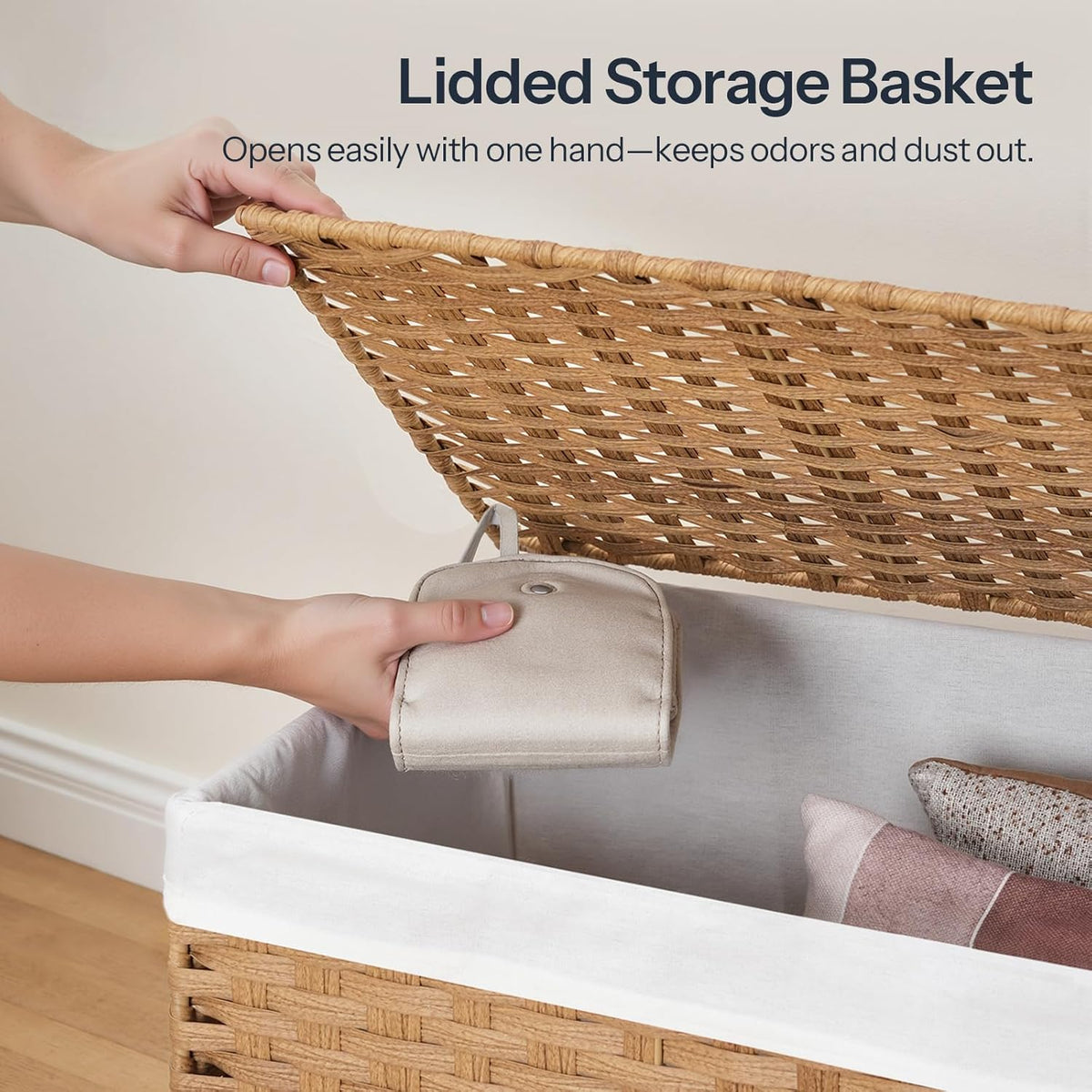 HOOBRO Storage Basket with Lid, 52.8 Gallon (200L) Wicker Basket, Handwoven Blanket Storage Basket with Handles, Metal Frame and Soft Lining, Foldable for Bedroom, Laundry Room, Natural NL220CW01