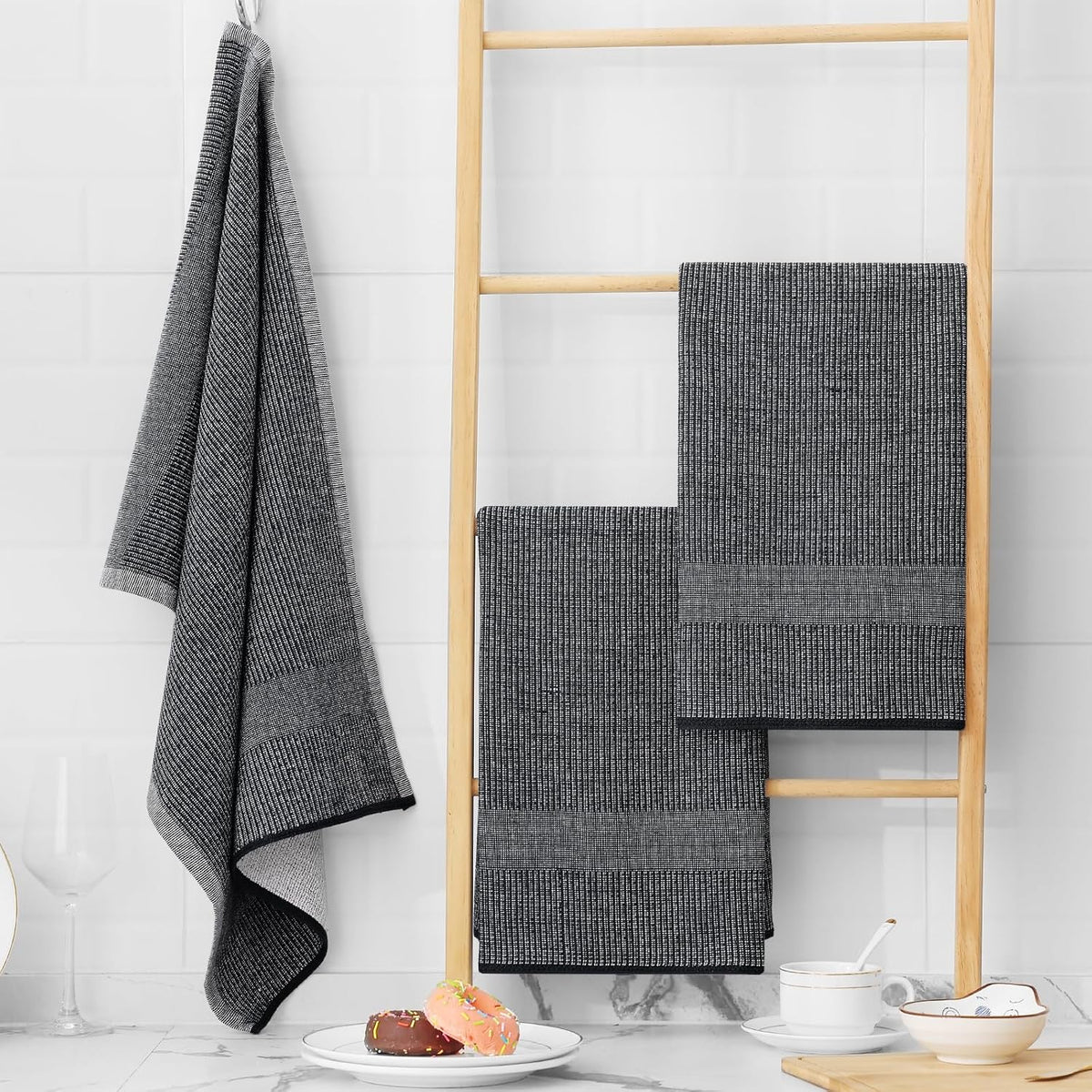Homaxy Premium Kitchen Towels(18”x 28”, 12 Pack), Large Cotton Kitchen Hand Towels, Flat and Terry Dish Towels, 380 GSM Highly Absorbent Tea Towel Set with Hanging Loop, Black