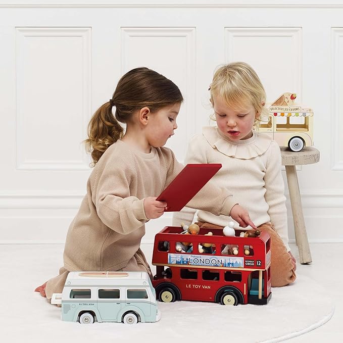 Le Toy Van - Cars & Construction - London Double Decker Bus - Wooden Bus - Role Play Toy - Suitable for Girls & Boys Age 3+, Red