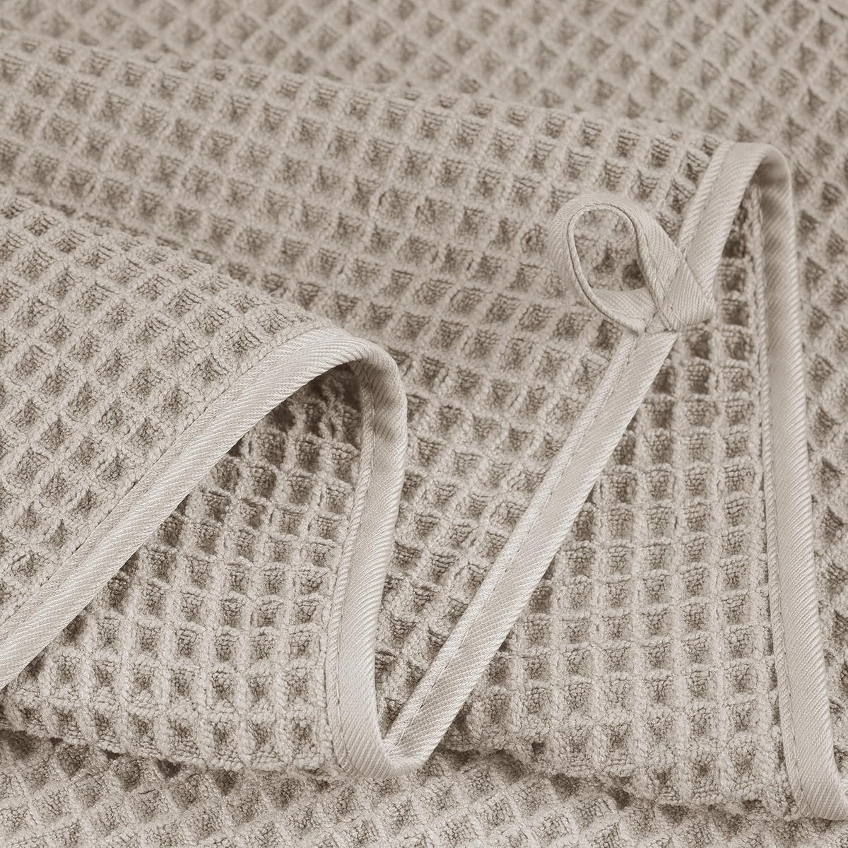POLYTE Microfiber Oversize Quick Dry Lint Free Bath Towel, 60 x 30 in, 4 Pack (Waffle Weave)